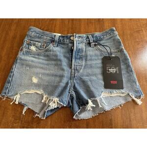 Women’s Levi 501 Shorts NWT - Size 27